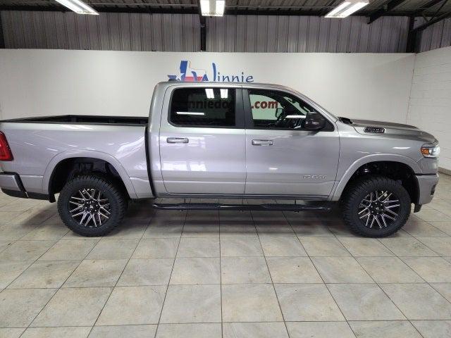 2025 Ram 1500 RAM 1500 LONE STAR CREW CAB 4X4 5'7' BOX