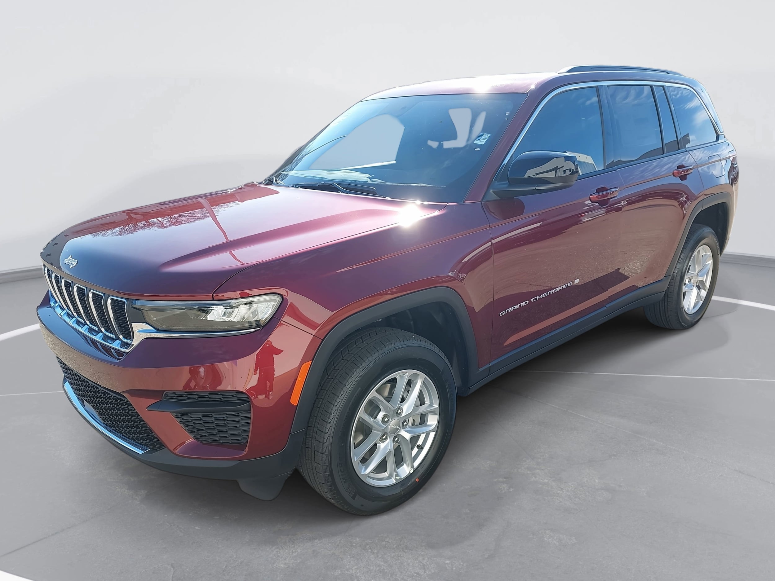2025 Jeep Grand Cherokee LAREDO X 4X2