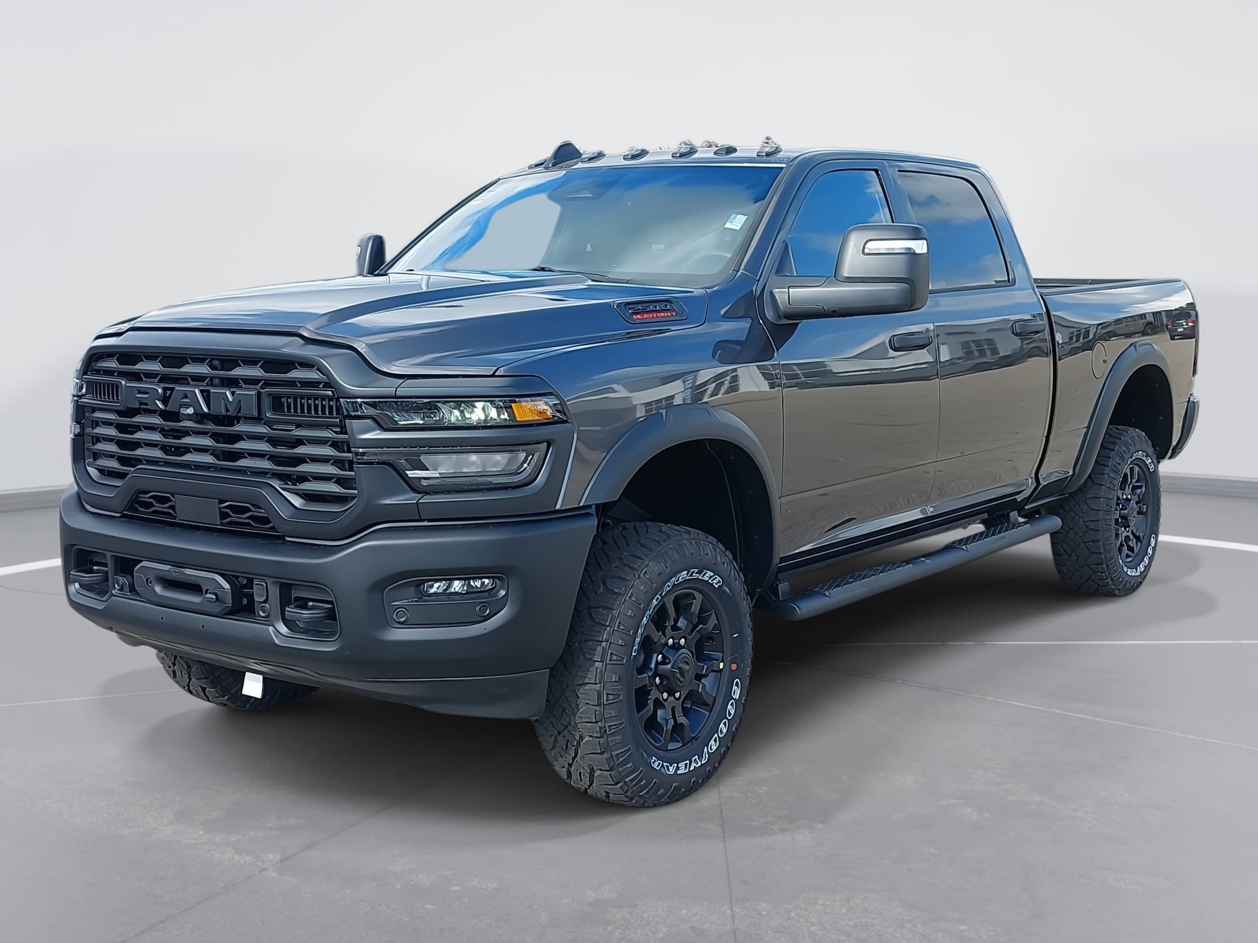 2026 Ram 2500 TRADESMAN CREW CAB 4X4 6'4 BOX