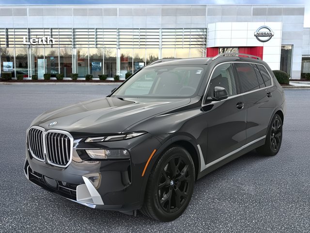 2023 BMW X7