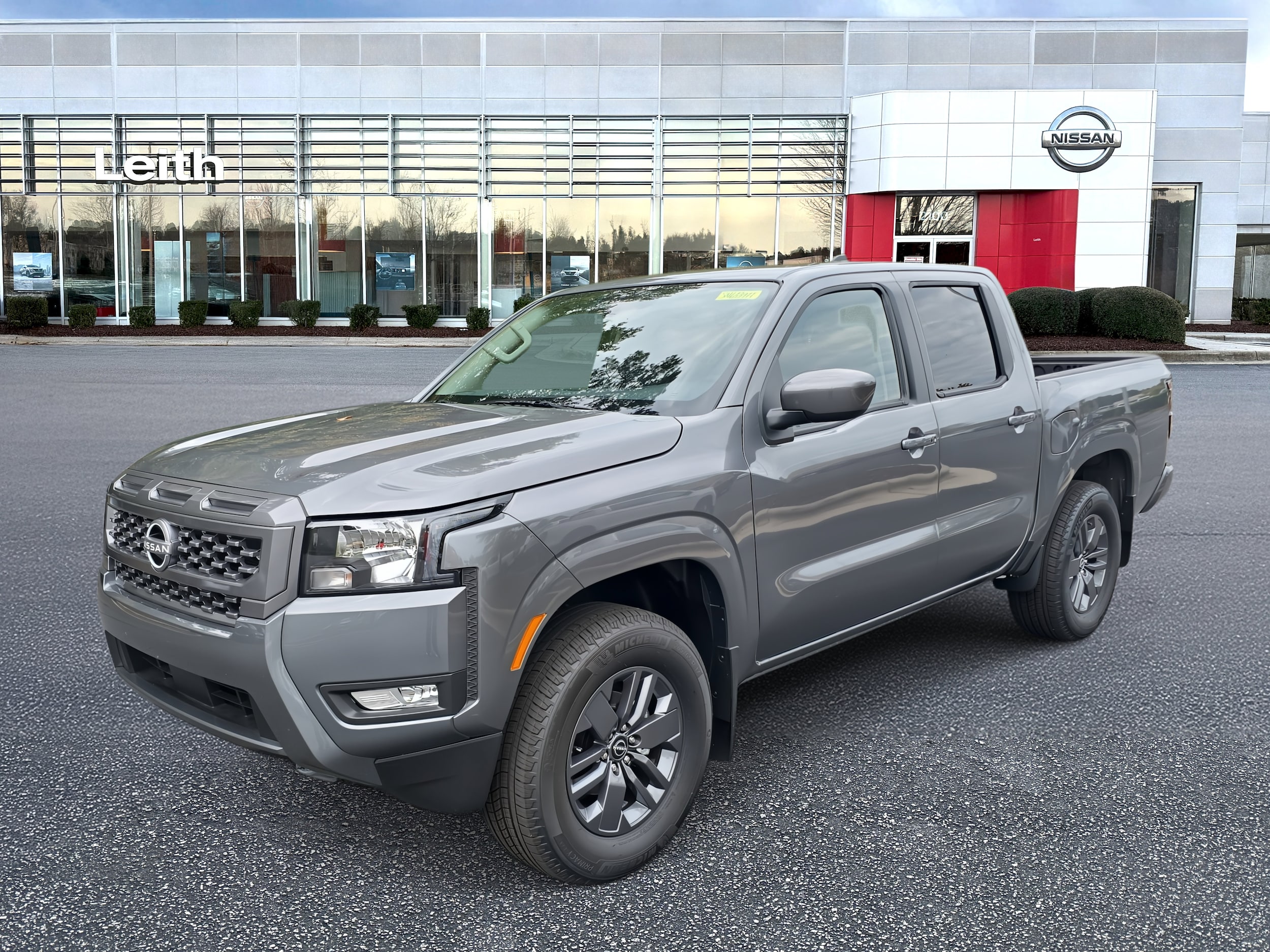 2025 Nissan Frontier SV