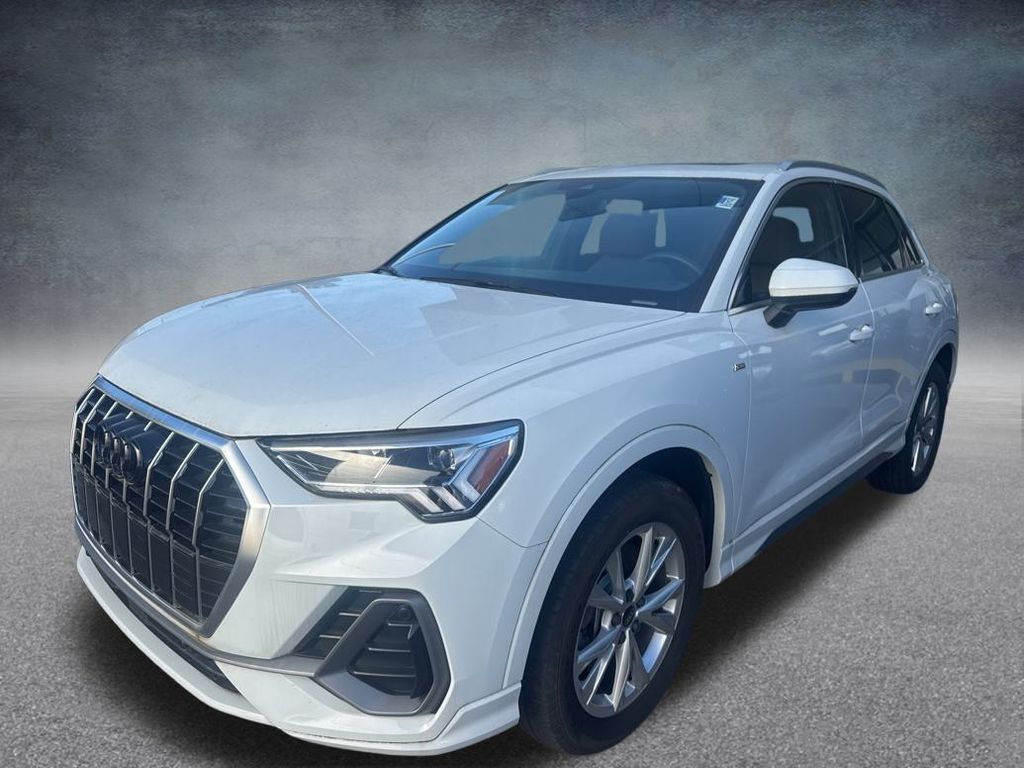 2022 Audi Q3