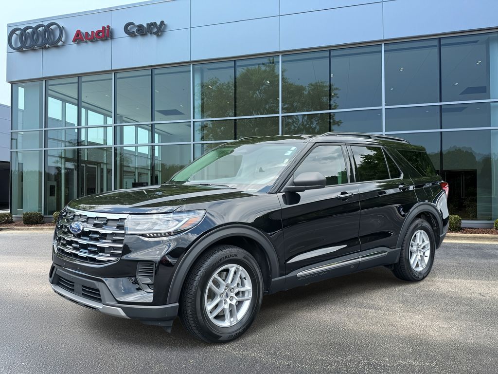 2025 Ford Explorer