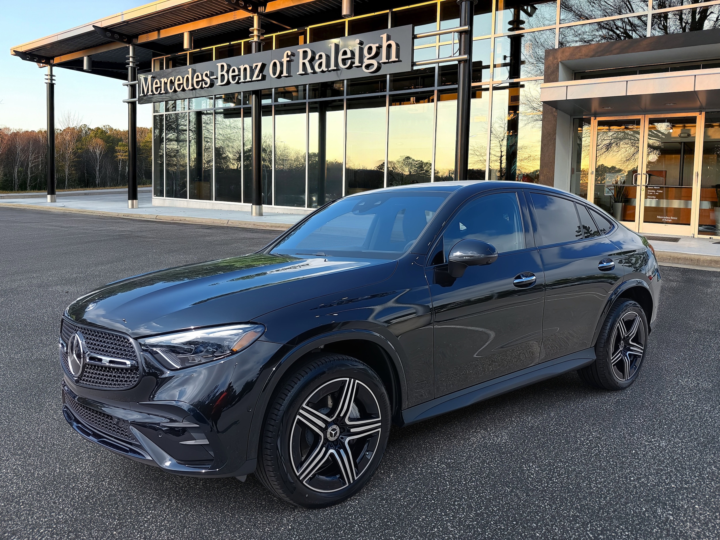 2025 Mercedes-Benz GLC