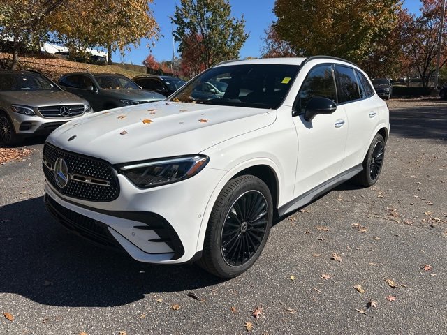 2025 Mercedes-Benz GLC