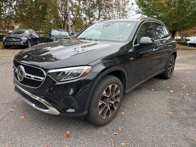 2025 Mercedes-Benz GLC