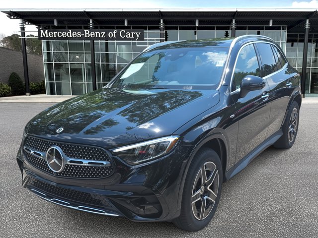 2025 Mercedes-Benz GLC