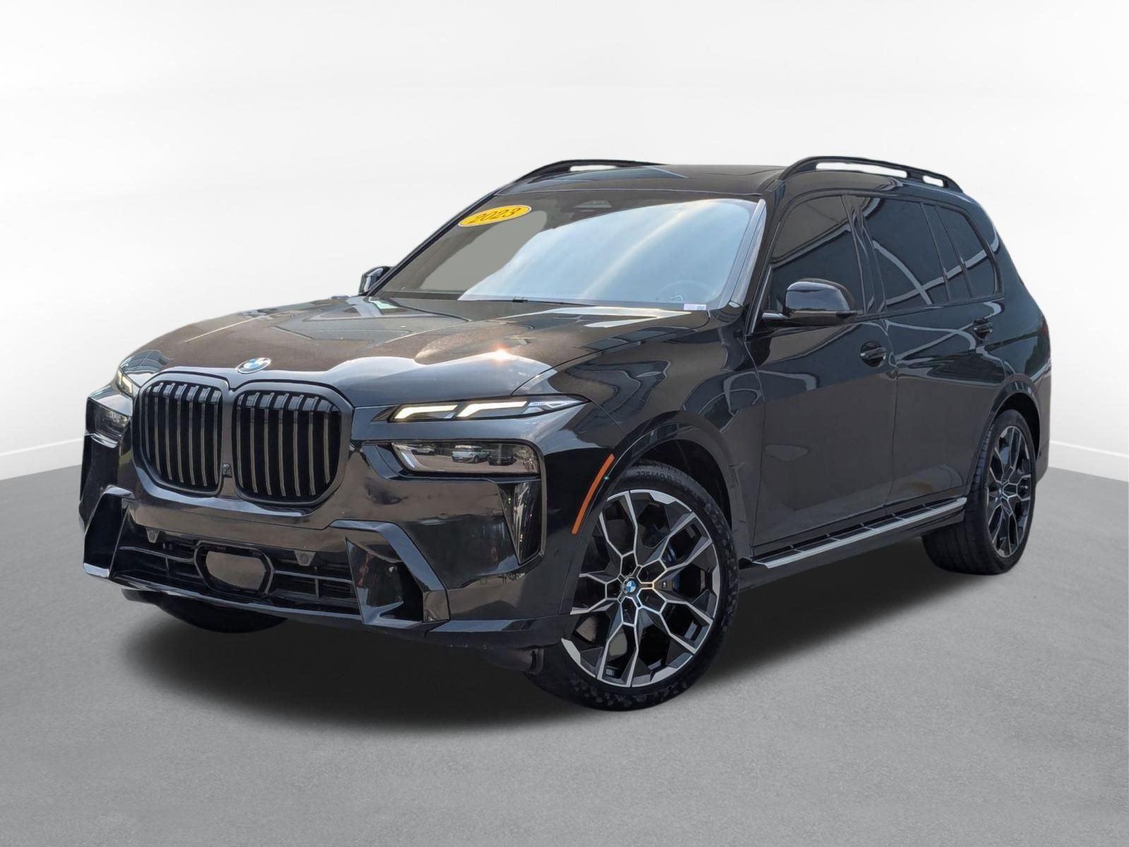 2023 BMW X7
