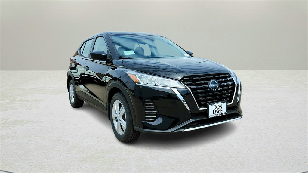 2025 Nissan Kicks Play