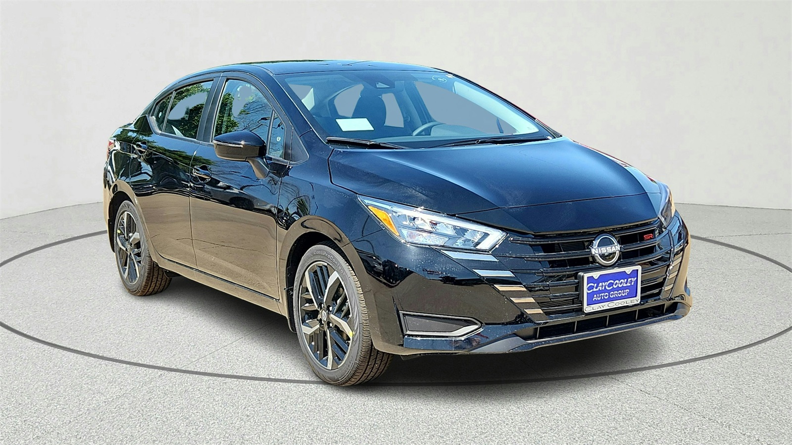 2025 Nissan Versa 1.6 SR