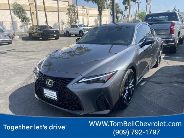 2022 Lexus IS