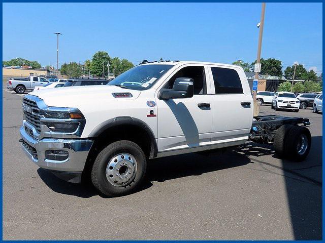 2025 Ram 3500 Chassis Cab RAM 3500 TRADESMAN CREW CAB CHASSIS 4X4 60' CA