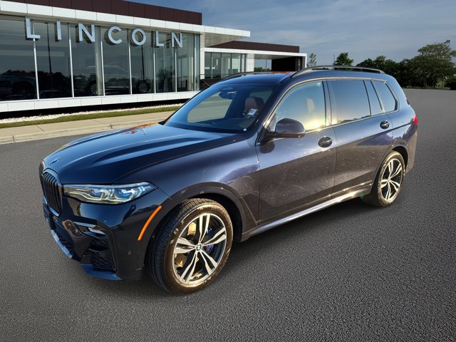 2022 BMW X7