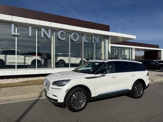 2023 Lincoln Aviator Standard