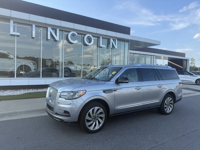 2022 Lincoln Navigator L