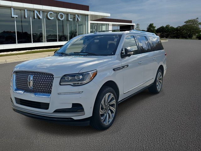 2023 Lincoln Navigator L