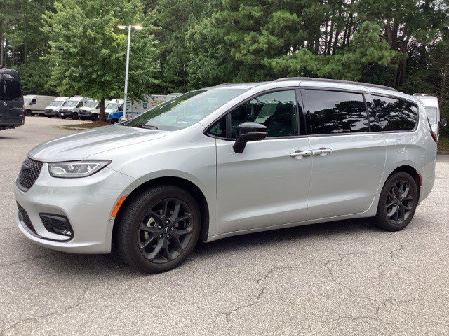 2024 Chrysler Pacifica