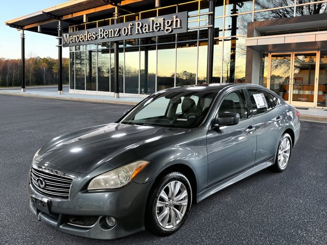 2011 Infiniti M37