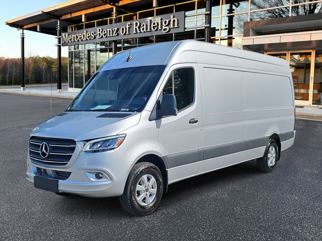 2024 Mercedes-Benz Sprinter Crew Van