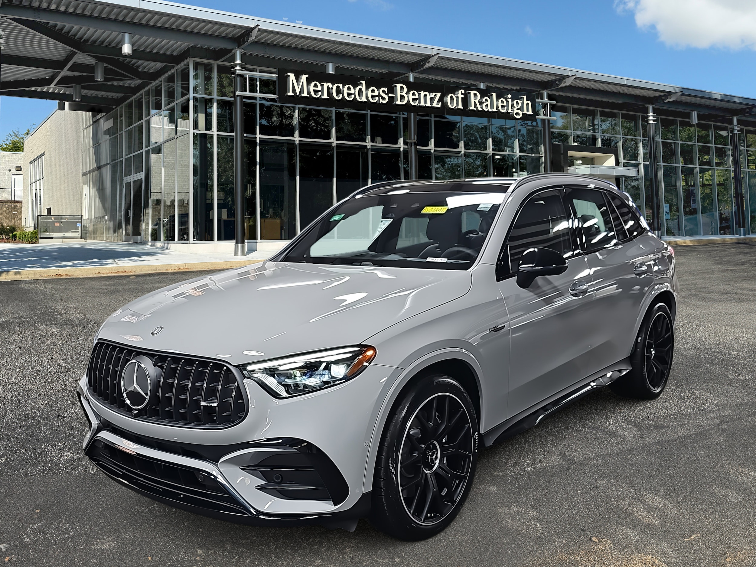 2025 Mercedes-Benz GLC