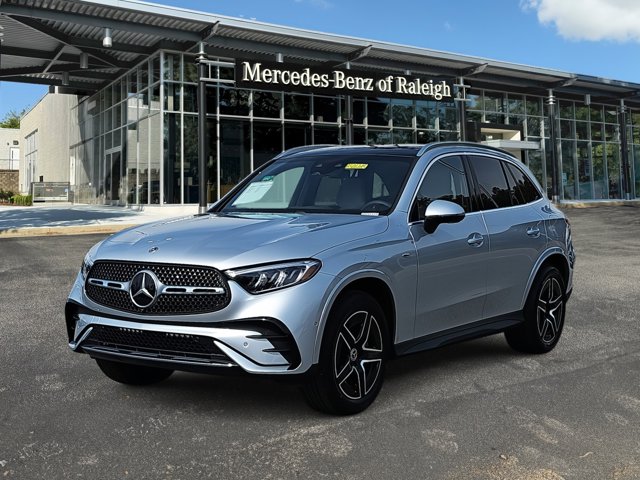 2025 Mercedes-Benz GLC