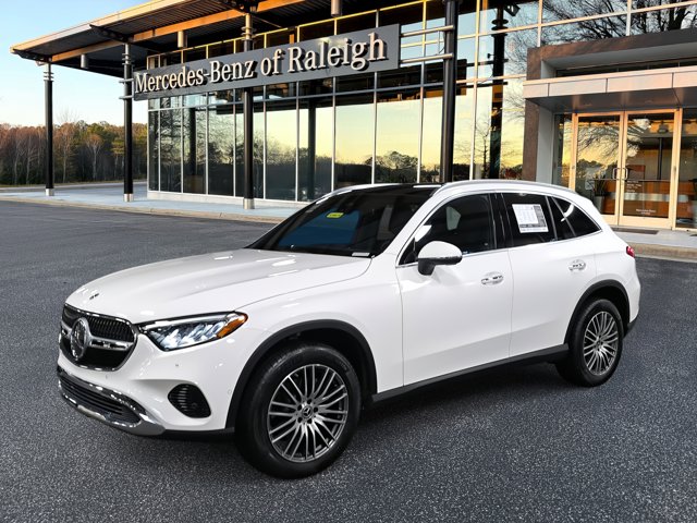 2025 Mercedes-Benz GLC