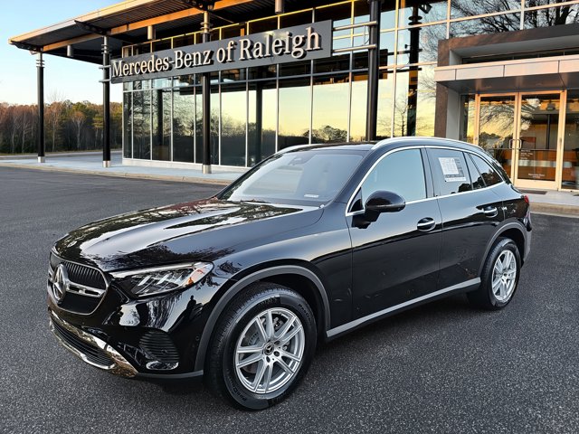 2025 Mercedes-Benz GLC