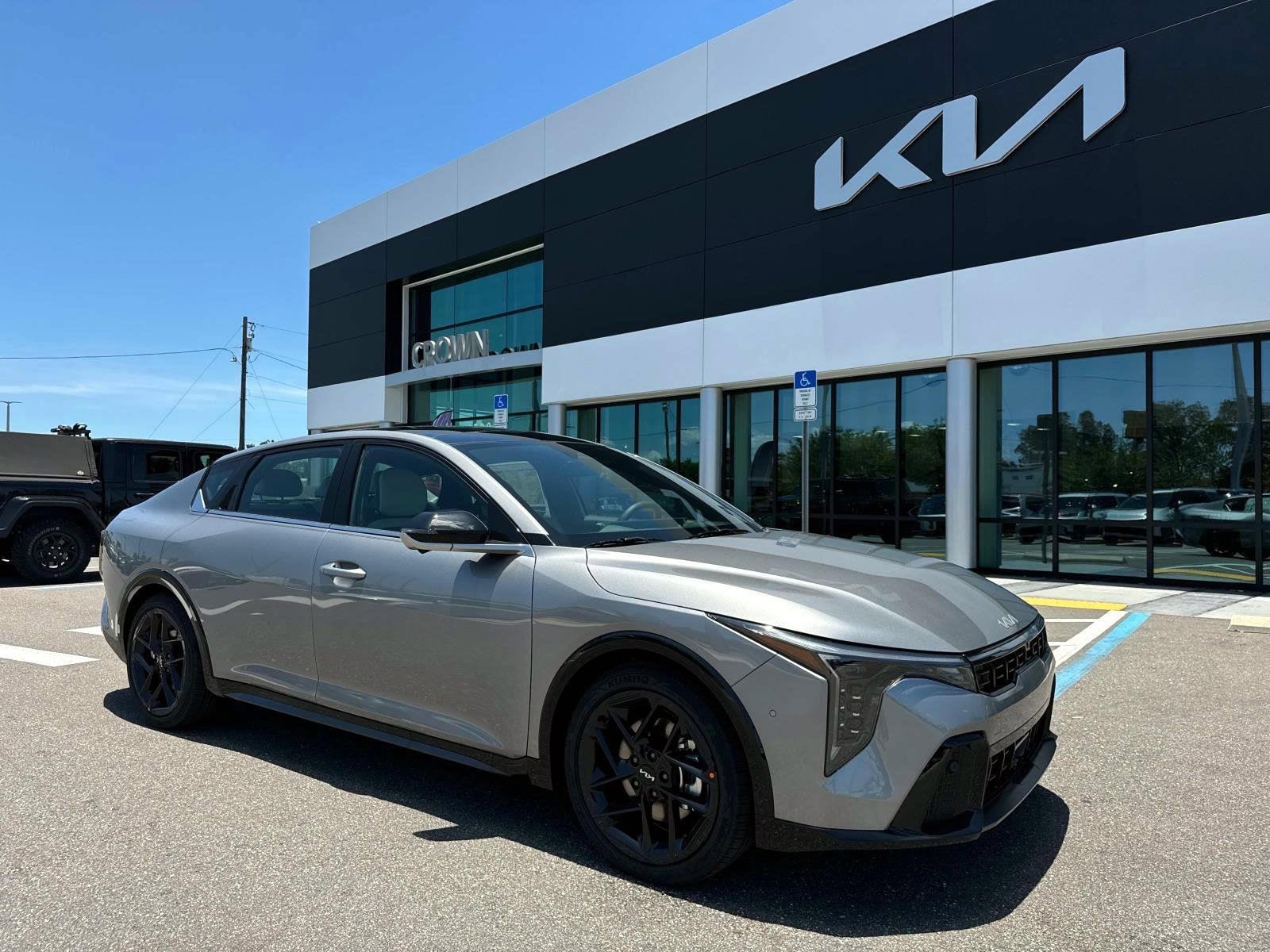 2025 Kia K4