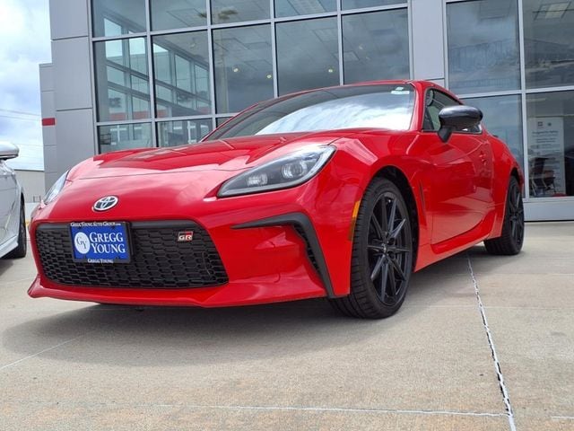 2025 Toyota GR86 Premium MT