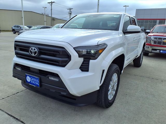 2025 Toyota Tacoma 4WD SR5