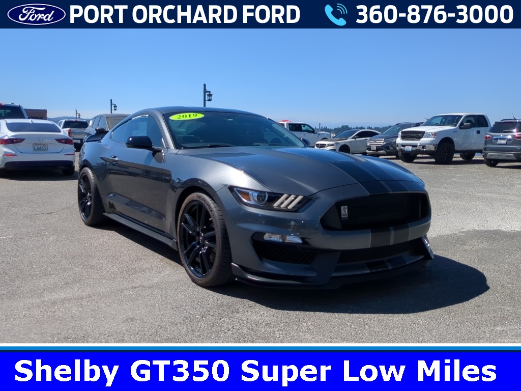 2019 Ford Mustang