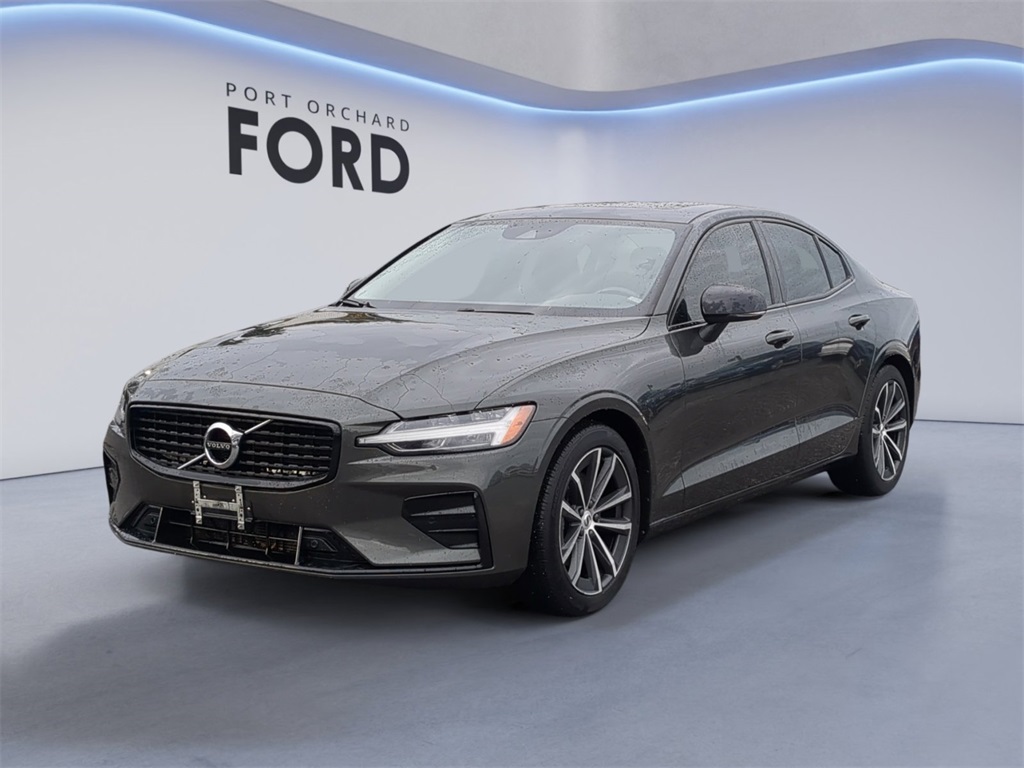 2022 Volvo S60
