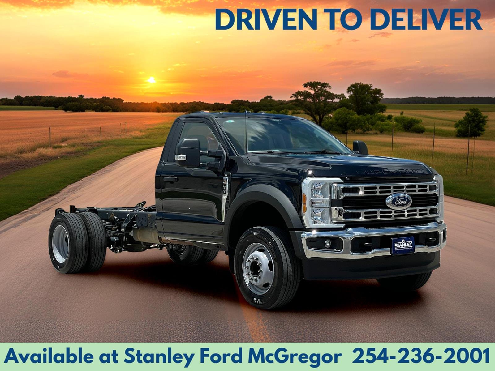 2025 Ford Super Duty F-600 Drw