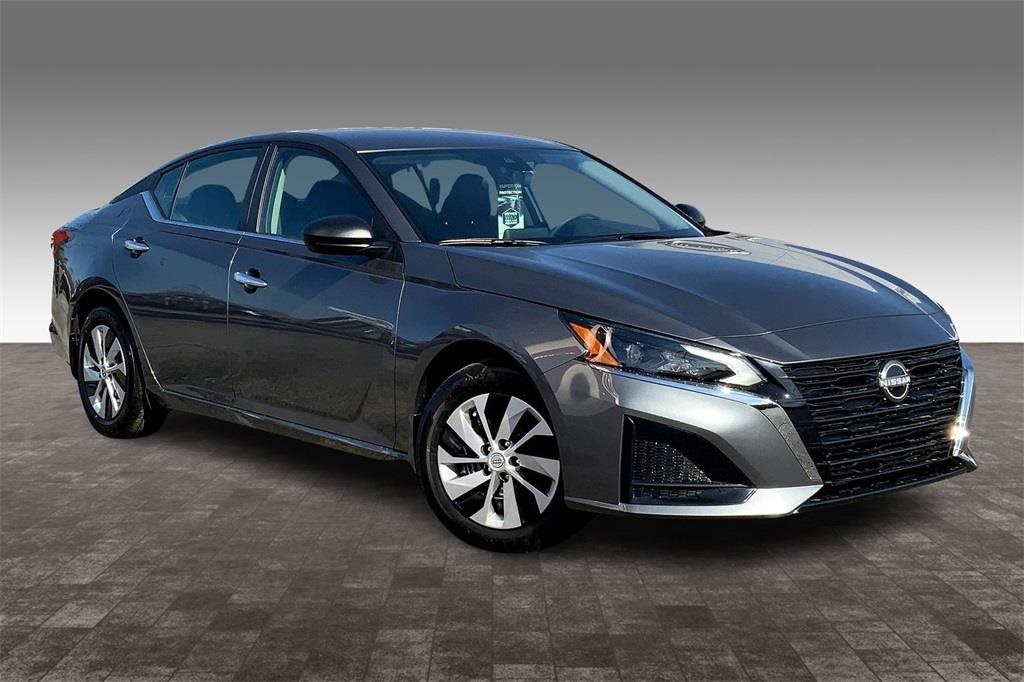 2025 Nissan Altima