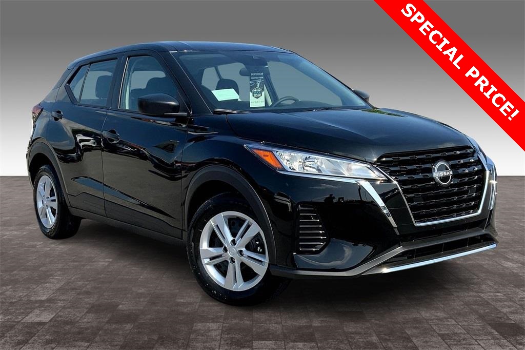 2025 Nissan Kicks Play