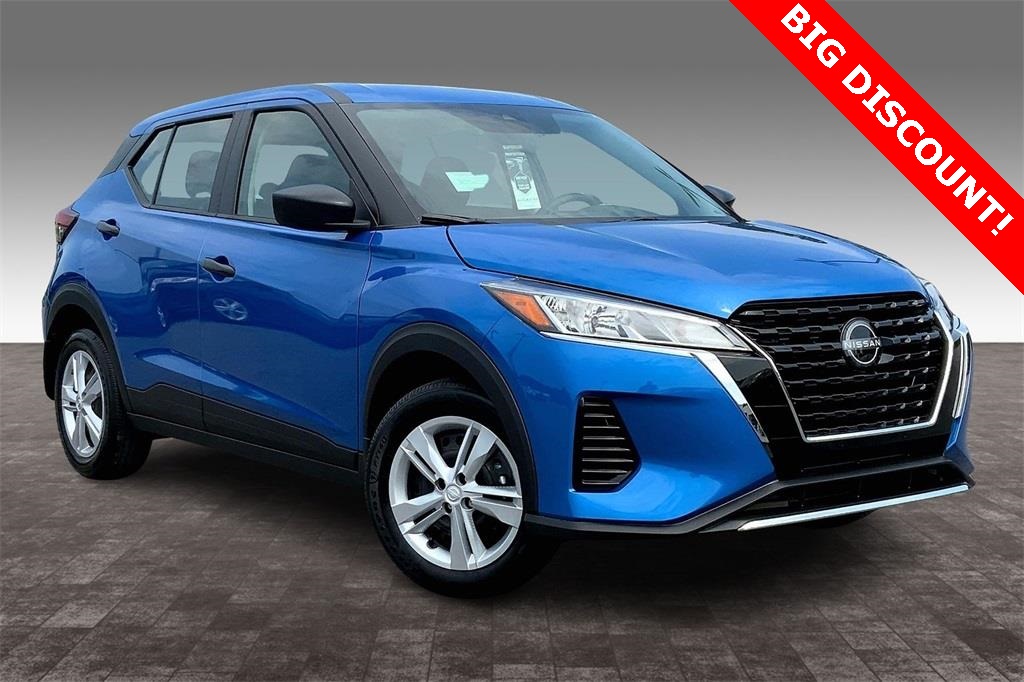 2025 Nissan Kicks Play