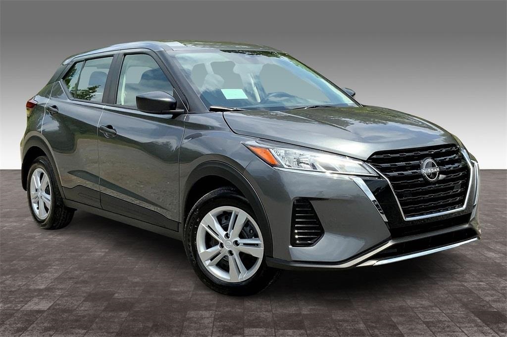 2025 Nissan Kicks Play