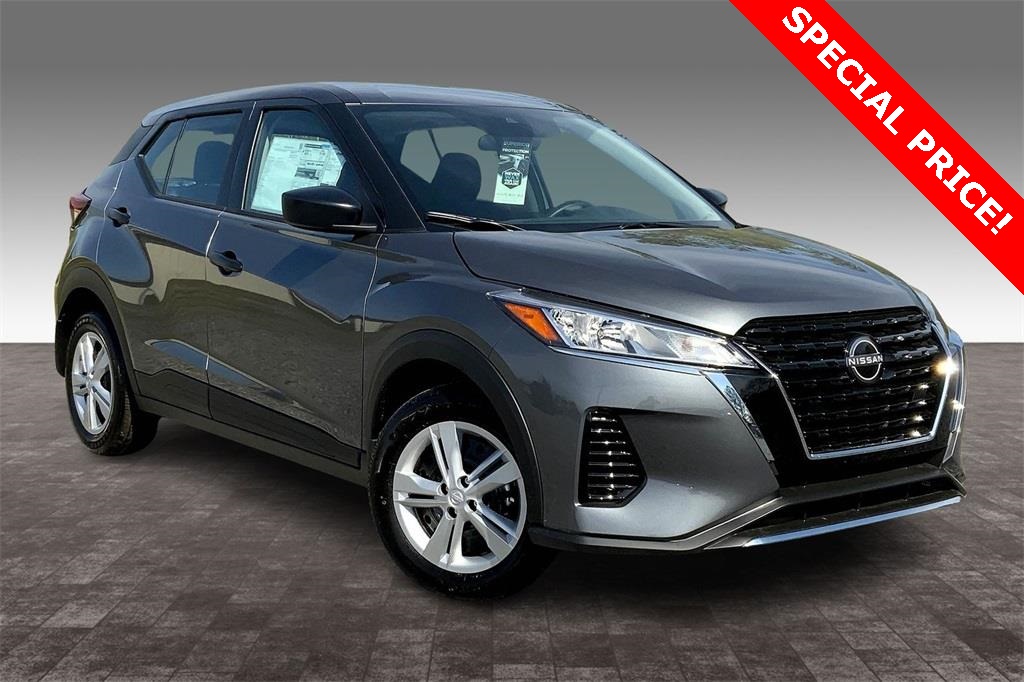 2025 Nissan Kicks Play