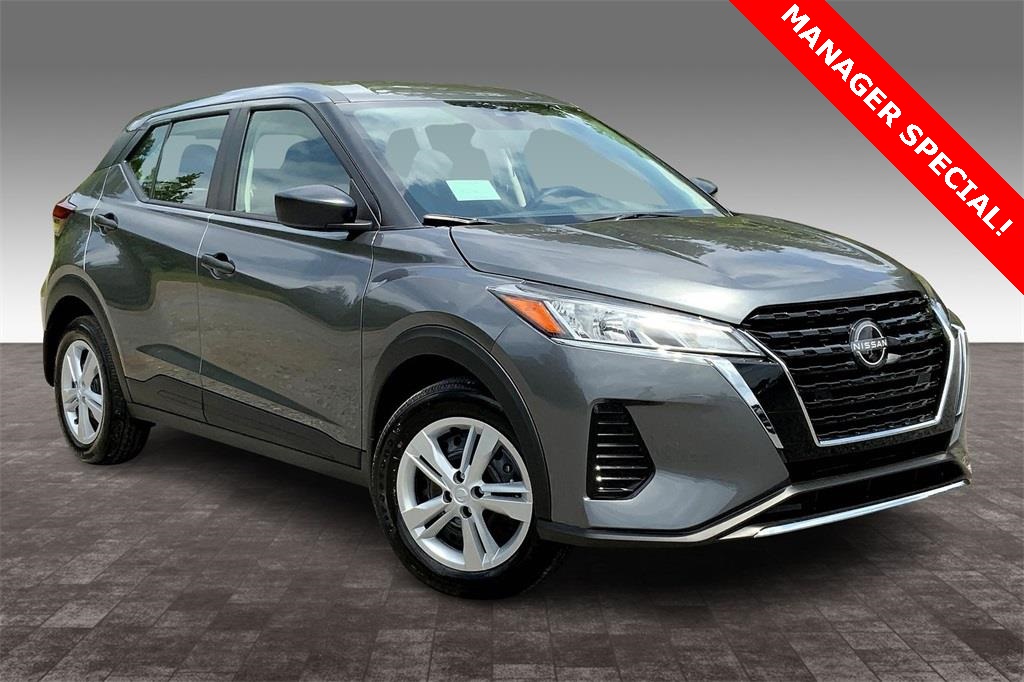 2025 Nissan Kicks Play