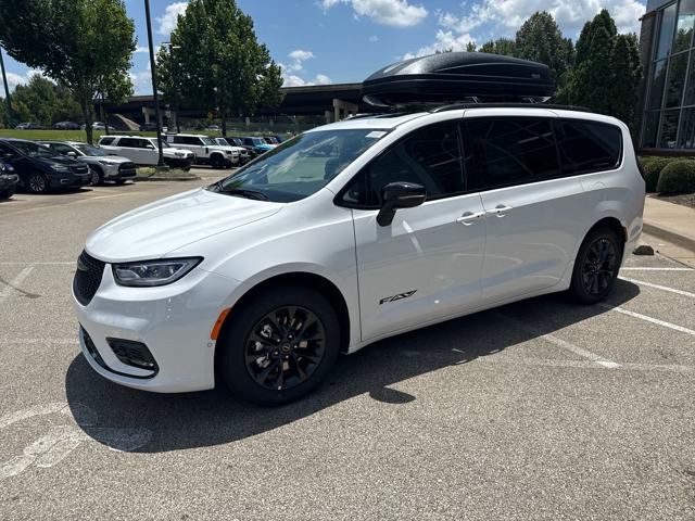 2025 Chrysler Pacifica
