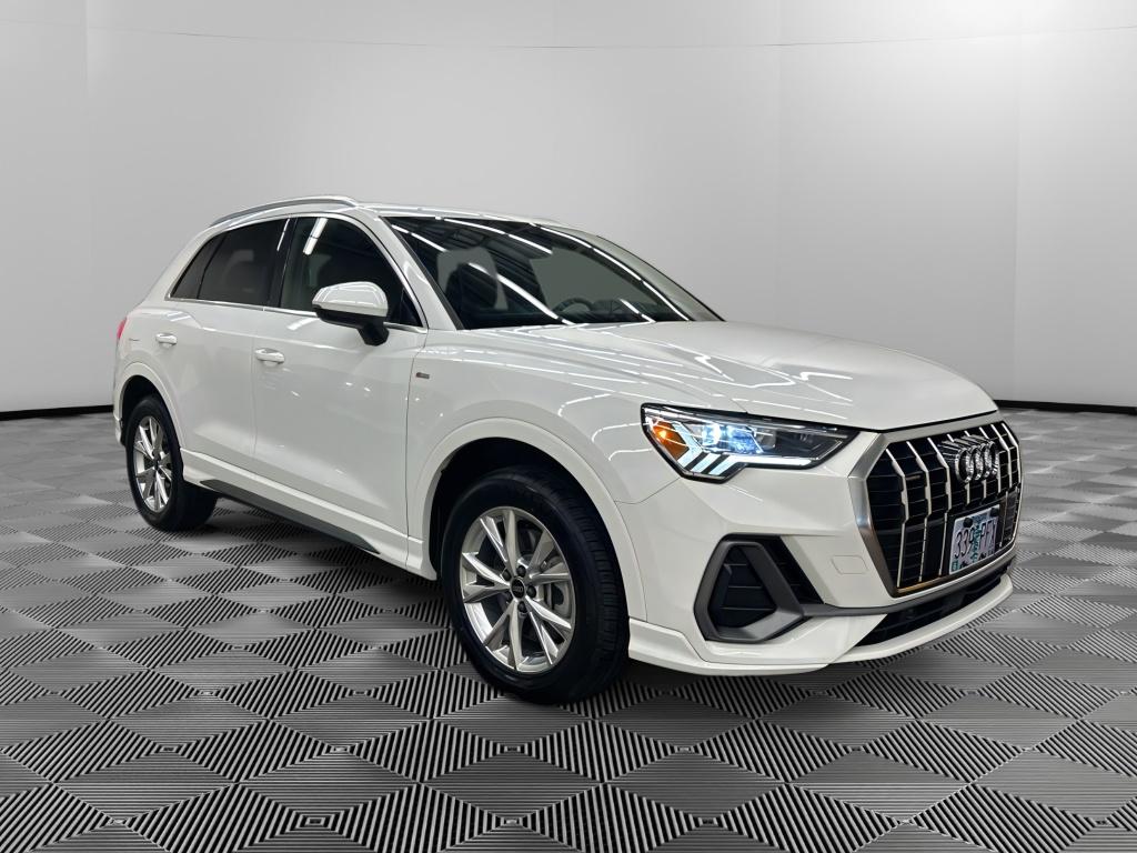 2023 Audi Q3