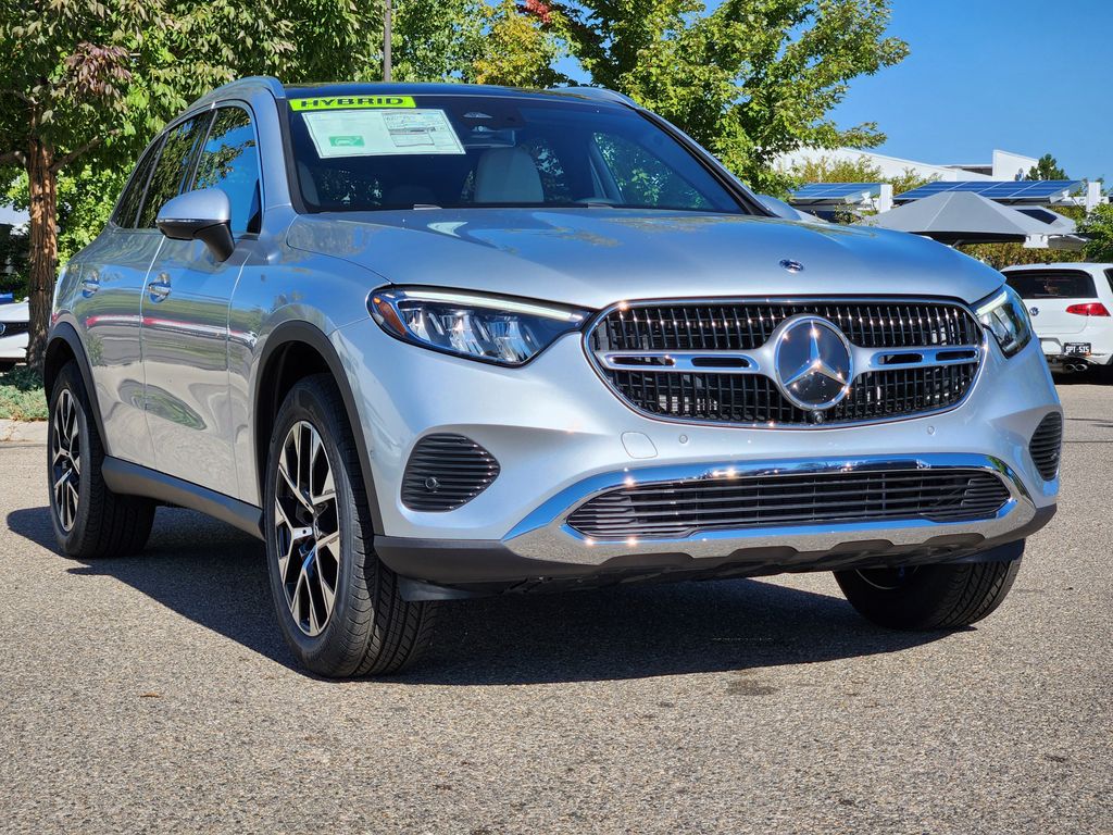 2026 Mercedes-Benz GLC