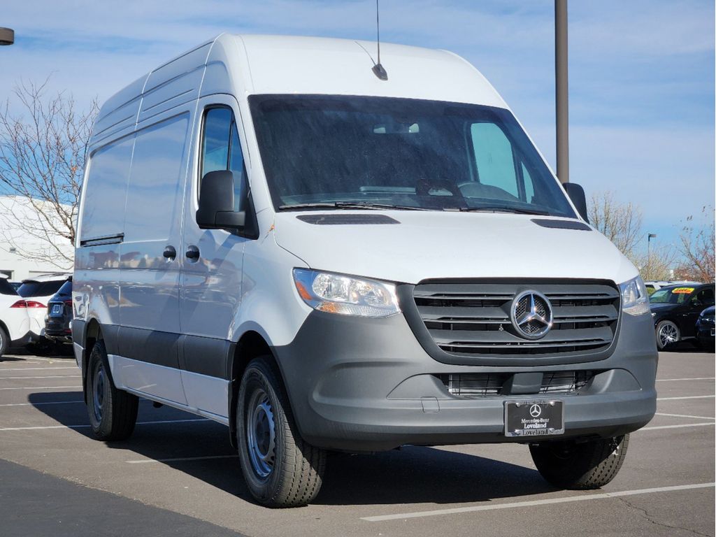 2025 Mercedes-Benz Sprinter Cargo Van Standard Roof 4-Cyl Diesel HO