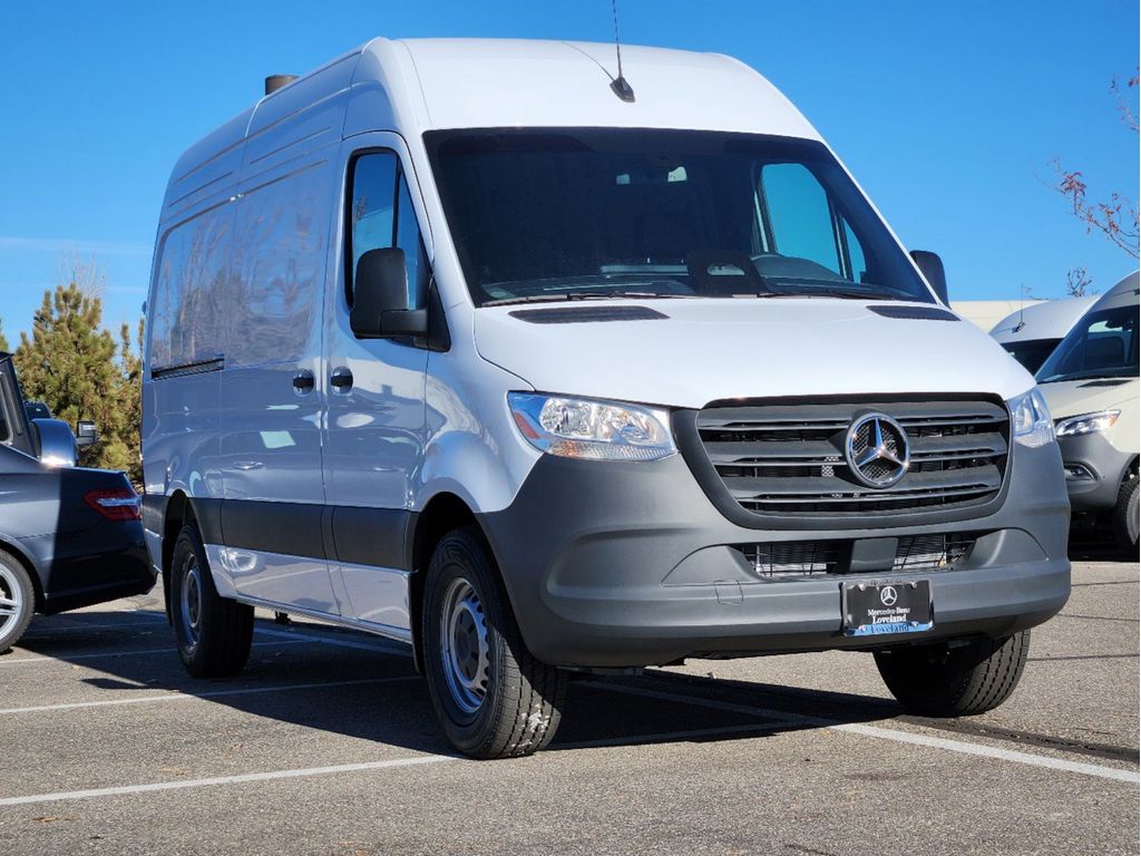 2025 Mercedes-Benz Sprinter Cargo Van Standard Roof 4-Cyl Diesel HO