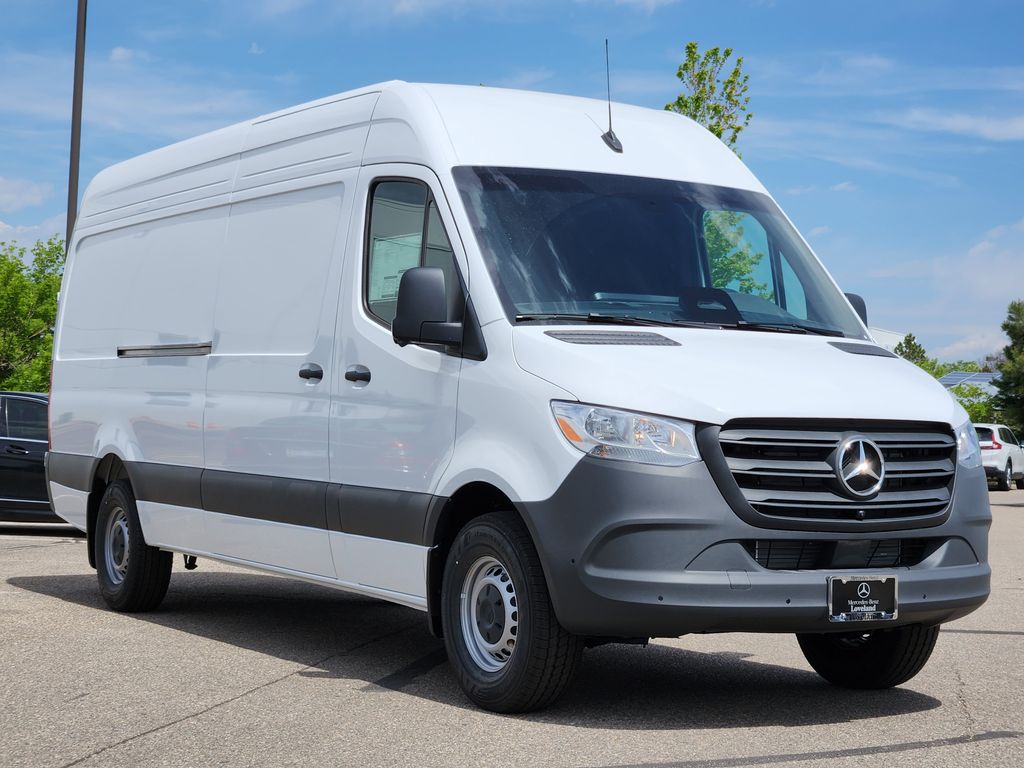 2025 Mercedes-Benz Sprinter Cargo Van