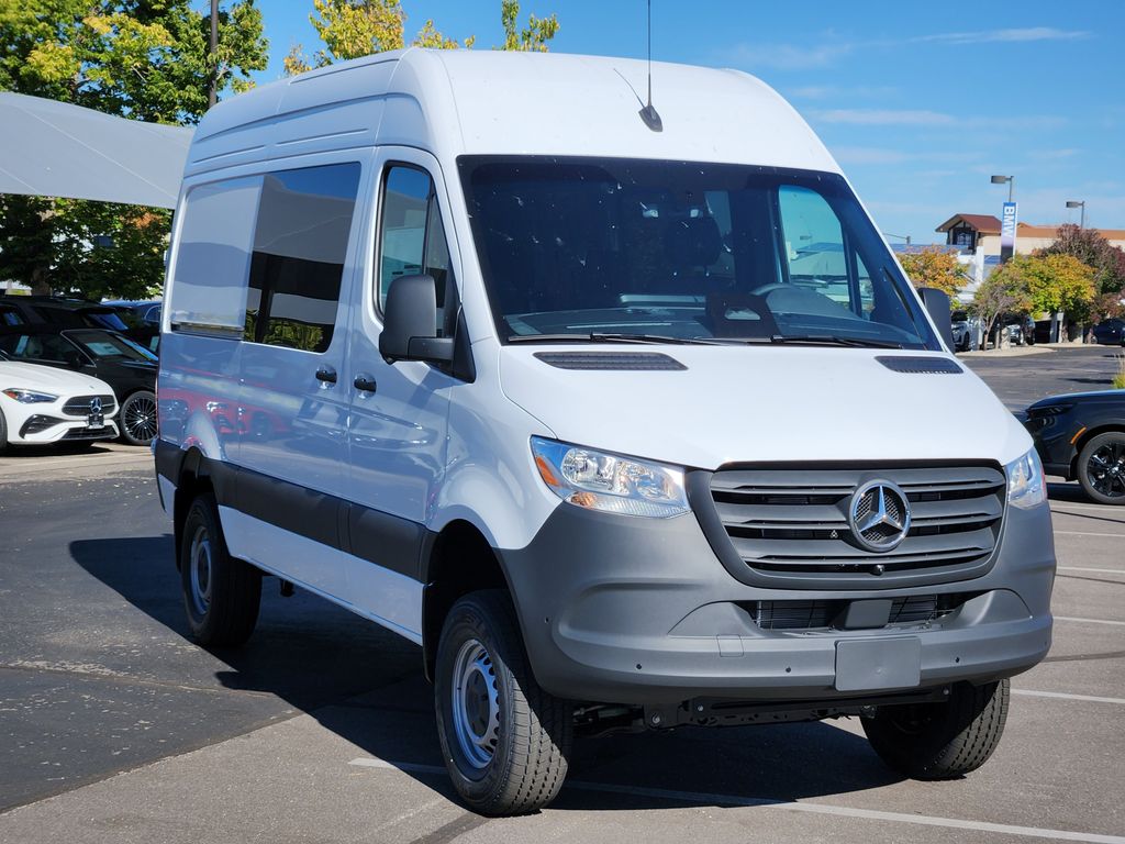 2026 Mercedes-Benz Sprinter Crew Van Standard Roof 4-Cyl Diesel HO