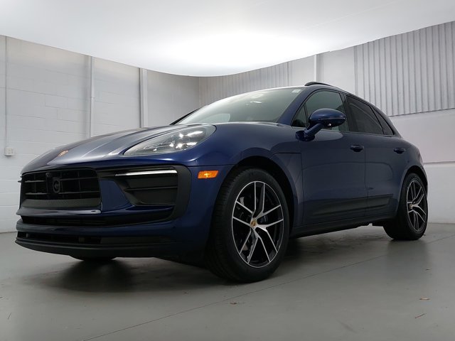 2025 Porsche Macan
