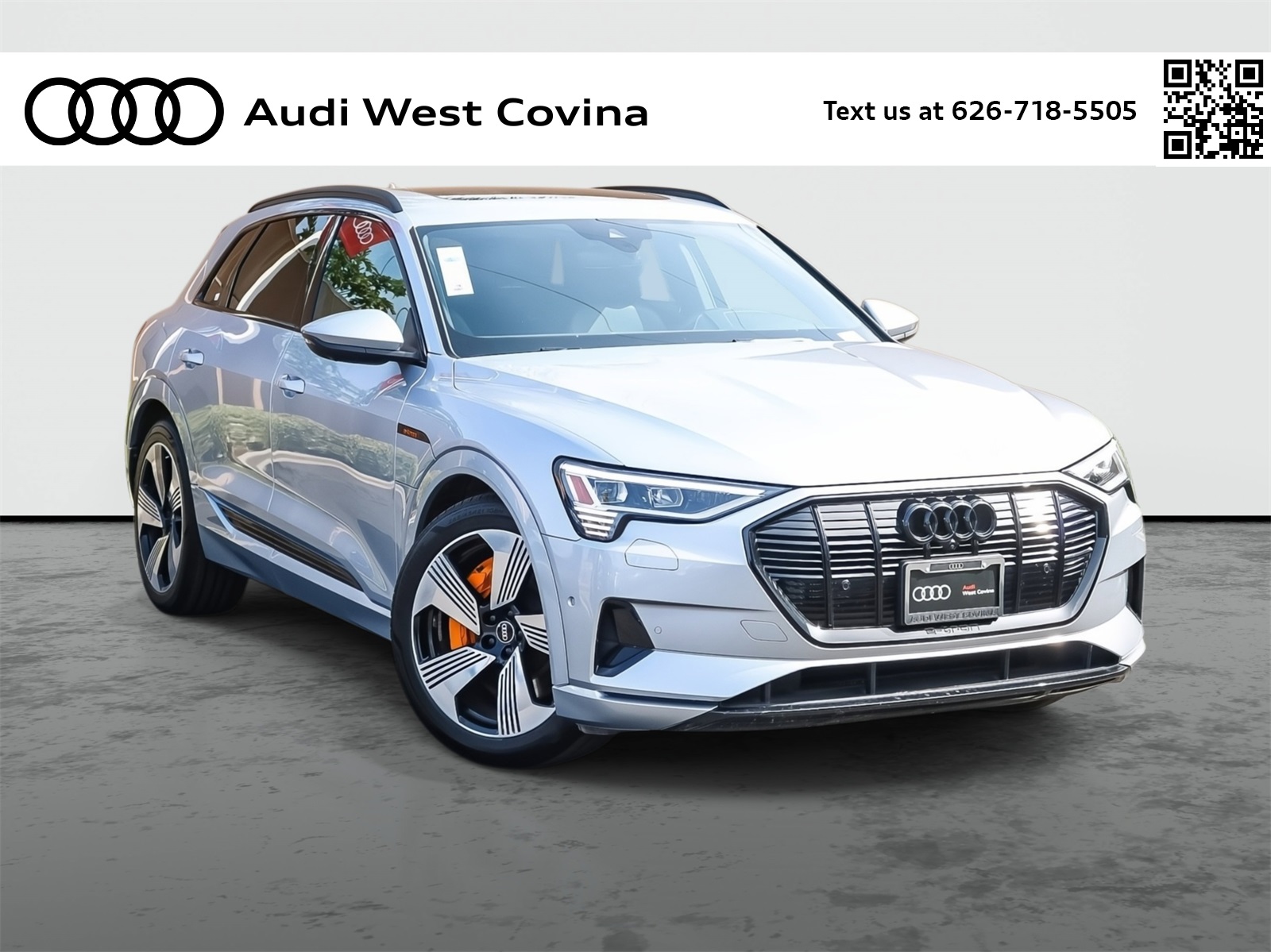 2022 Audi e-tron Premium Plus