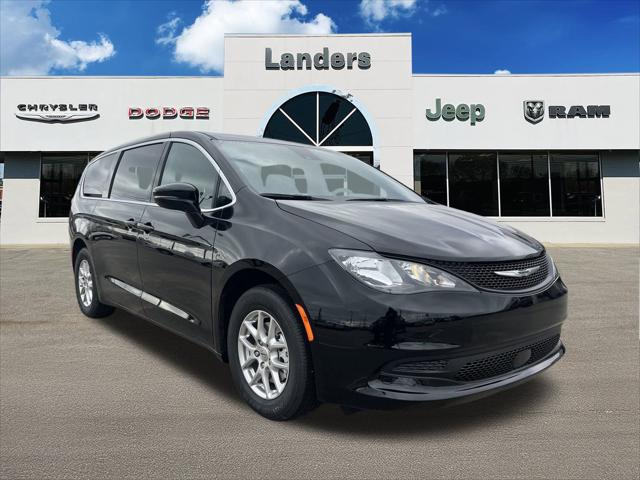 2025 Chrysler Voyager