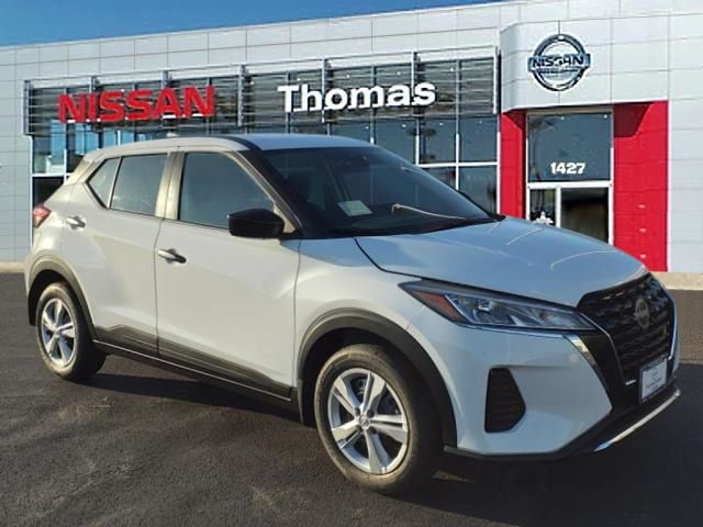 2025 Nissan Kicks Play
